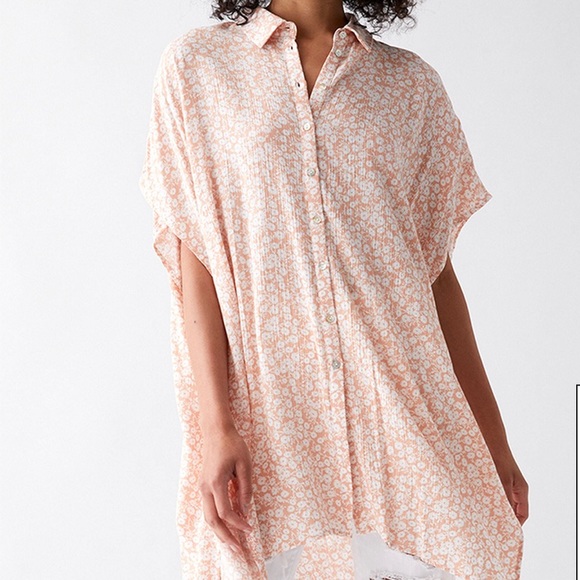Lost + Wander Dresses & Skirts - Lost & Wander Pick me in the Dessert xs/s coverup dress new